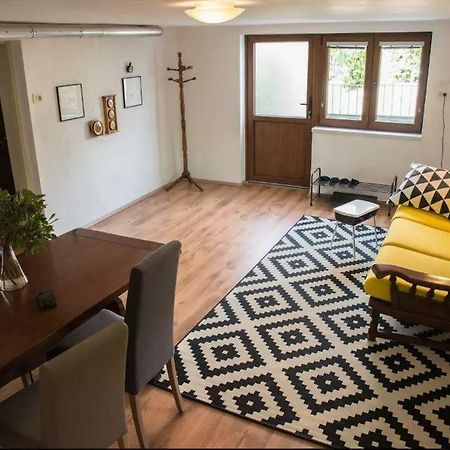 Mediterranean Family Design Ізола Екстер'єр фото