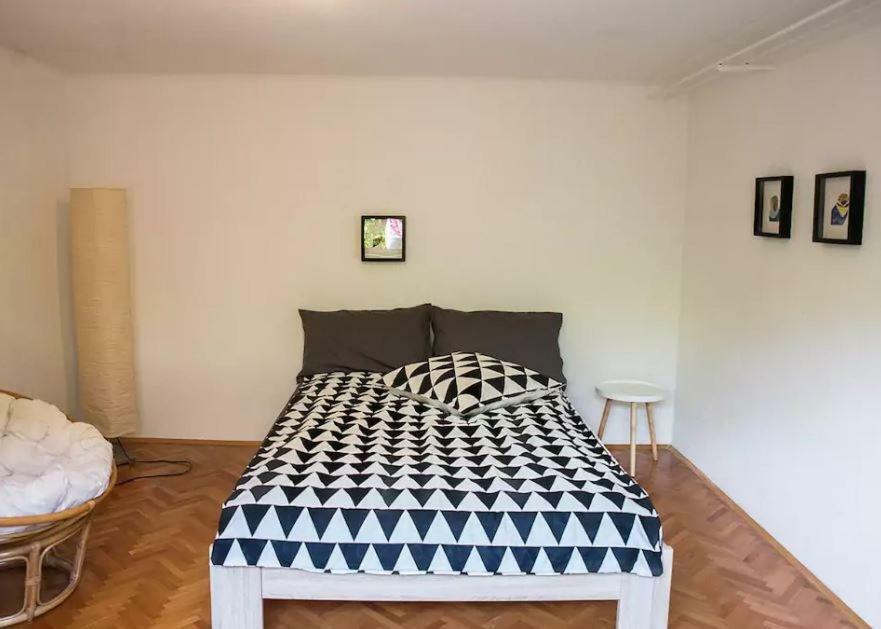 Mediterranean Family Design Ізола Екстер'єр фото